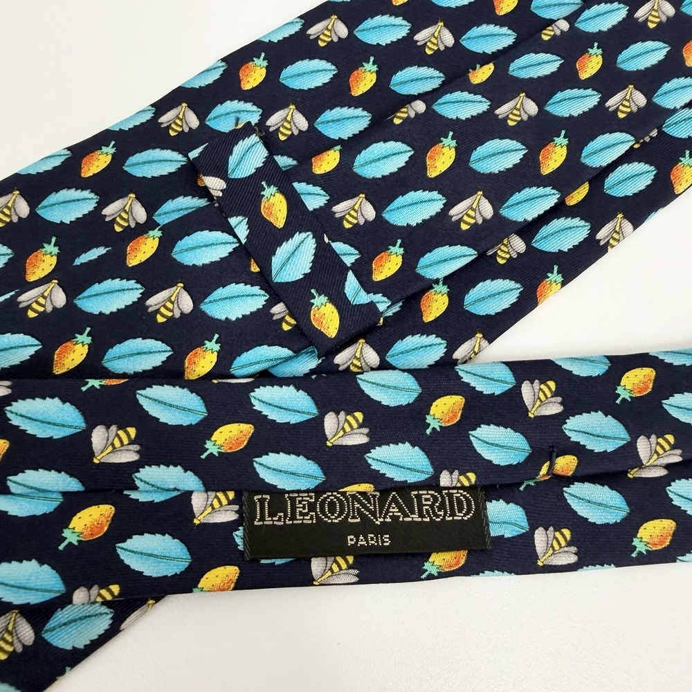 Leonard Paris Men's Tie Bumblebees & Strawberries Navy/Turquoise Silk 3.5" 56.5"
